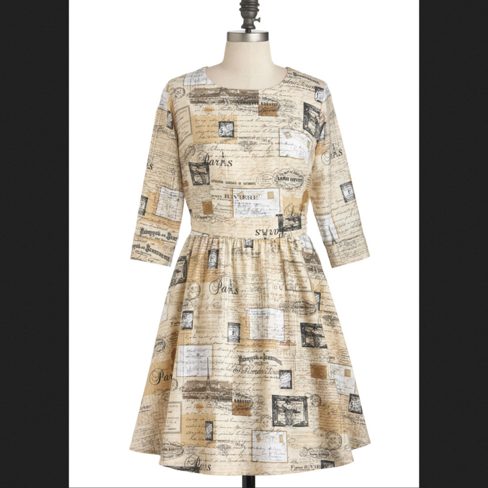 Retrolicious Paris Dress